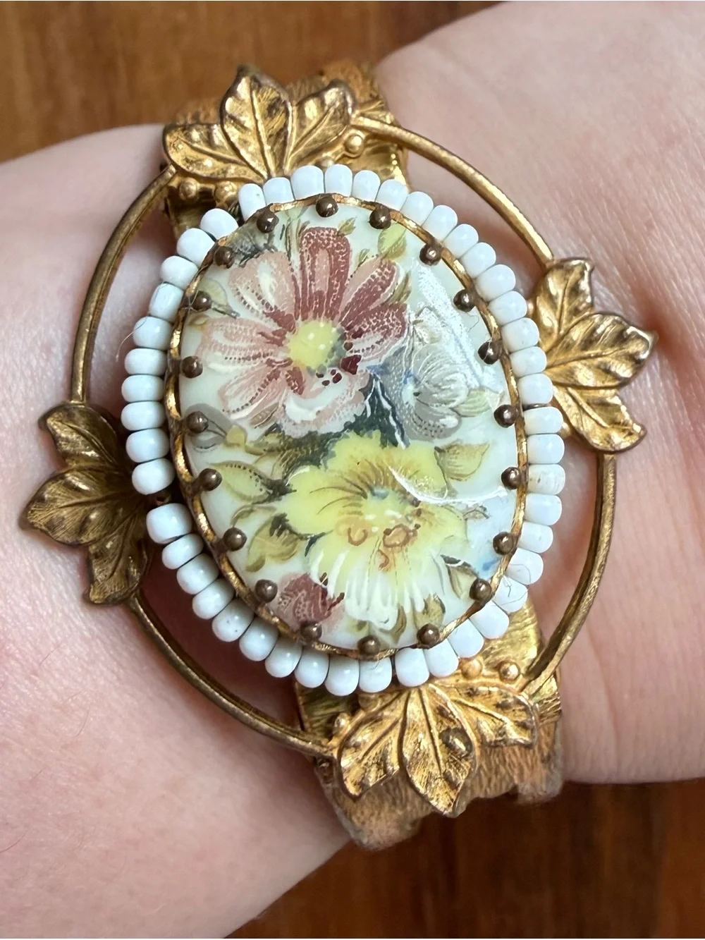 VTG Miriam Haskell Floral Porcelain Bracelet Victorian Seed Bead Gold Tone